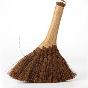Palm silk small broom mountain palm sweeping bed brush palm dust removal brush anti-static no hair sweeping sofa cleaning brush small broom